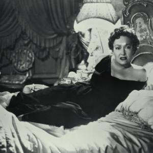 Still of Gloria Swanson in Sanseto Bulvaras (1950)