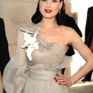 Dita Von Teese at event of The 79th Annual Academy Awards (2007)