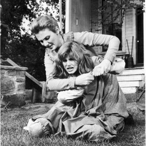Still of Patty Duke and Inga Swenson in The Miracle Worker 1962