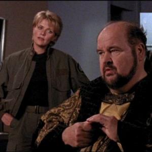 Still of Dom DeLuise and Amanda Tapping in Stargate SG1 1997