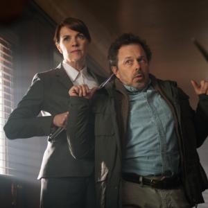 Still of Curtis Armstrong and Amanda Tapping in Supernatural 2005