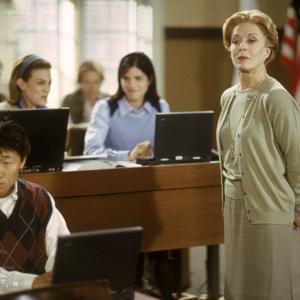 Still of Selma Blair and Holland Taylor in Legally Blonde (2001)