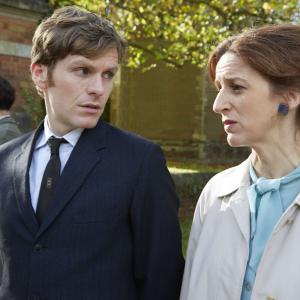 Still of Abigail Thaw and Shaun Evans in Endeavour 2013