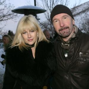 Lian Lunson and The Edge at event of Leonard Cohen Im Your Man 2005