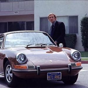 ROY THINNES IN LOS ANGELES WITH HIS 1972 PORSCHE 911T / 1973