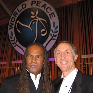 Kit Thomas (r), Michael Beckwith (l) at World Peace One session, Feb. 2007