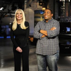 Still of Lindsay Lohan and Kenan Thompson in Saturday Night Live 1975