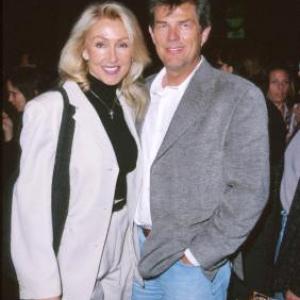 David Foster and Linda Thompson at event of Clubland 1999