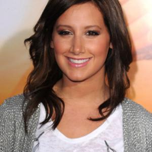 Ashley Tisdale at event of The Last Song (2010)