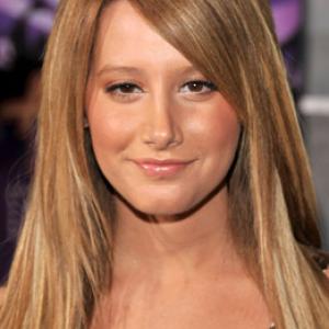 Ashley Tisdale at event of Hannah Montana amp Miley Cyrus Best of Both Worlds Concert 2008