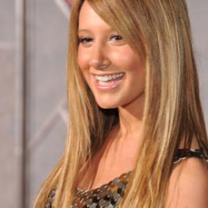 Ashley Tisdale at event of Hannah Montana & Miley Cyrus: Best of Both Worlds Concert (2008)