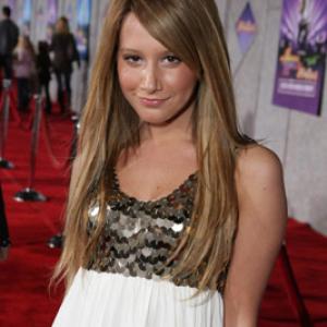 Ashley Tisdale at event of Hannah Montana & Miley Cyrus: Best of Both Worlds Concert (2008)