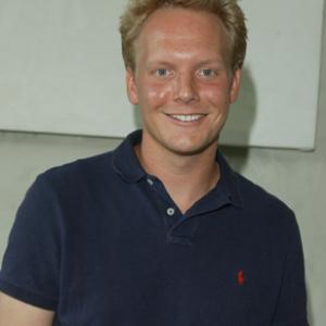 Jonathan Torrens at event of Popularity Contest (2005)