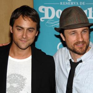Martin Henderson and Stuart Townsend at event of Battle in Seattle 2007