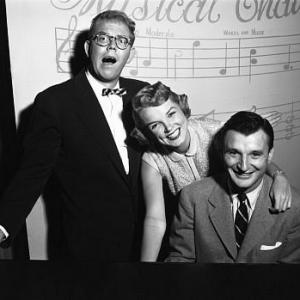 Musical Chairs Stan Freberg Helen OConnell and Bobby Troup CBS April 17 1953
