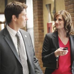 Still of Michael Trucco and Stana Katic in Kastlas (2009)