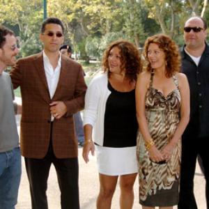 Susan Sarandon, Ethan Coen, James Gandolfini, John Turturro and Aida Turturro at event of Romance & Cigarettes (2005)