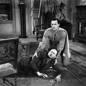Still of George Pembroke and Tom Tyler in Adventures of Captain Marvel (1941)