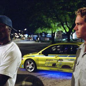 Still of Tyrese Gibson and Paul Walker in Greiti ir Isiute 2 2003