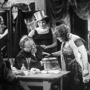 Still of Marlene Dietrich Reinhold Bernt Emil Jannings and Rosa Valetti in Der blaue Engel 1930