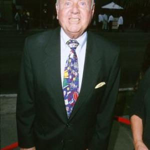 Dick Van Patten at event of My 5 Wives 2000