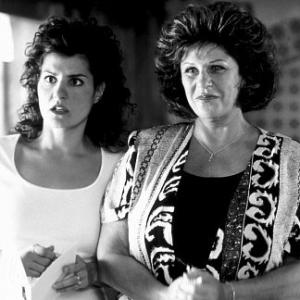 Still of Lainie Kazan and Nia Vardalos in My Big Fat Greek Wedding (2002)
