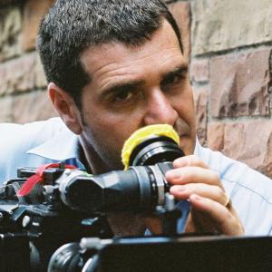 Toni Venturi in the shooting of CabraCega Playing in the dark