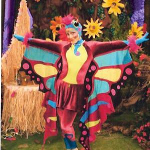 Brenda the Butterfly  Kid Fitness TV Series  PBS Kids