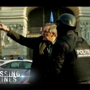 Peter Vollebregt as Den Haag Police Chief Robert Helstrom CROSSING LINES