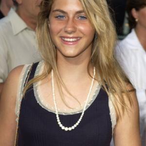 Caitlin Wachs at event of American Wedding (2003)
