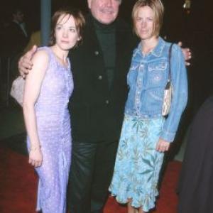 Robert Wagner, Natasha Gregson Wagner and Courtney Wagner at event of High Fidelity (2000)