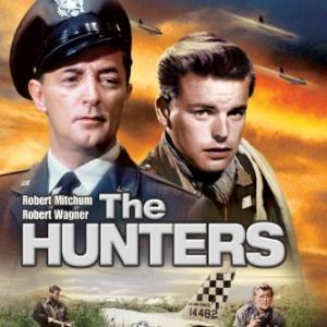 Robert Mitchum and Robert Wagner in The Hunters 1958