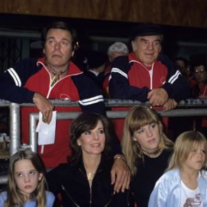 Robert Wagner with Lionel Stander, Natalie Wood and daughters Natasha, Courtney and Katie circa 1980s