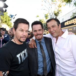 Mark Wahlberg Kevin Dillon and Johnny Alves at event of Entourage 2015