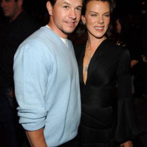 Mark Wahlberg and Debi Mazar at event of Entourage (2004)