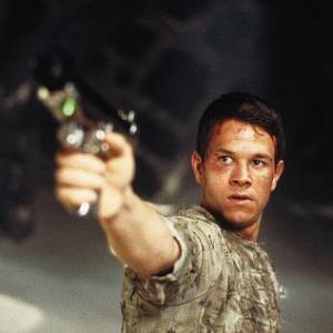 Still of Mark Wahlberg in Bezdzioniu planeta (2001)