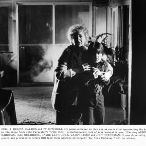 Still of Ty Mitchell and Regina Waldon in The Fog 1980