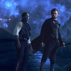 Still of Benjamin Walker and Anthony Mackie in Abraomas Linkolnas Vampyru medziotojas 2012