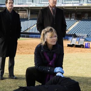 Still of Jane Curtin and Dylan Walsh in Unforgettable (2011)