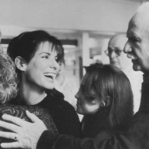 Still of Sandra Bullock, Peter Boyle, Monica Keena, Micole Mercurio and Jack Warden in While You Were Sleeping (1995)
