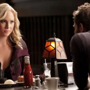 Still of Paul Wesley and Candice Accola in Vampyro dienorasciai 2009
