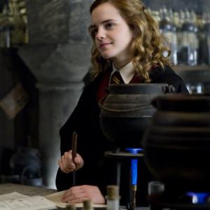 Still of Emma Watson in Haris Poteris ir netikras princas 2009