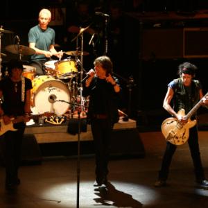 Still of Mick Jagger, Keith Richards, Charlie Watts and Ron Wood in Shine a Light (2008)