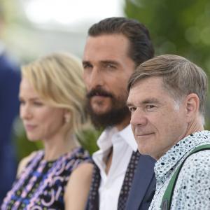 Matthew McConaughey, Gus Van Sant and Naomi Watts at event of The Sea of Trees (2015)