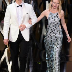 Naomi Watts and Benedict Cumberbatch at event of The Oscars 2015