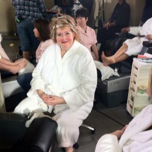Tracy Weisert on MODERN FAMILY for Phils spa day with the girls