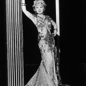 Mae West Im No Angel 1933 Paramount