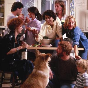 Still of Mel Harris, Peter Horton, Timothy Busfield, Polly Draper, Melanie Mayron, Ken Olin and Patricia Wettig in Thirtysomething (1987)