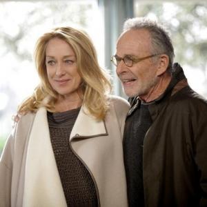 Still of Ron Rifkin and Patricia Wettig in Brothers & Sisters (2006)