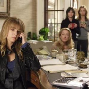 Still of Calista Flockhart and Patricia Wettig in Brothers & Sisters (2006)